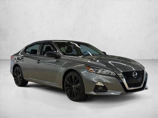 2022 Nissan Altima SR Intelligent AWD