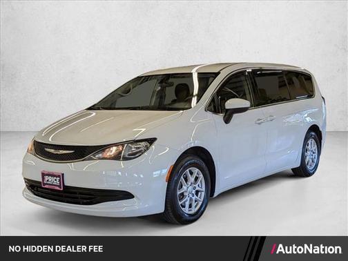 Bright White Clearcoat 2018 Chrysler Pacifica LX