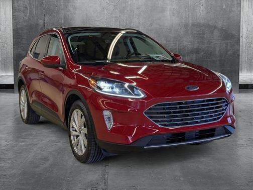 2022 Ford Escape Titanium