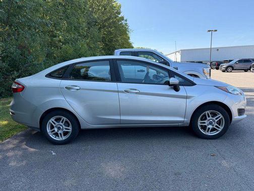 2017 Ford Fiesta SE