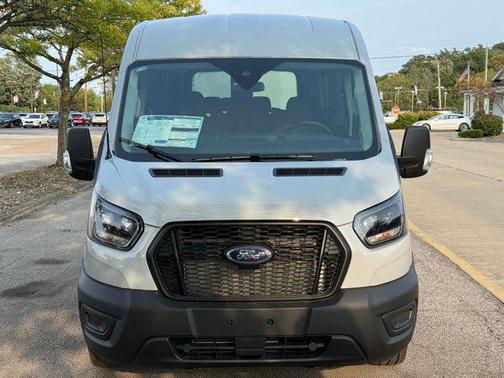 2025 Ford Transit-350 XL