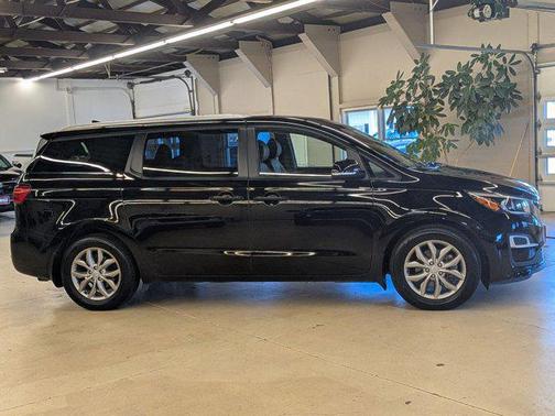 2019 Kia Sedona EX