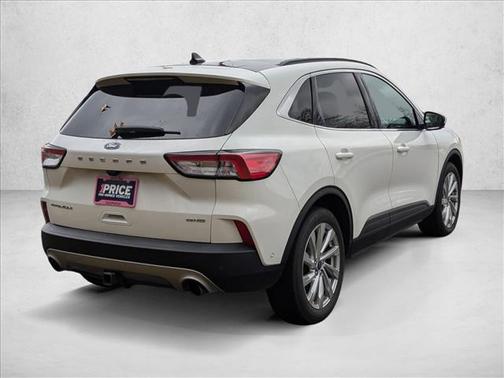 2022 Ford Escape Titanium