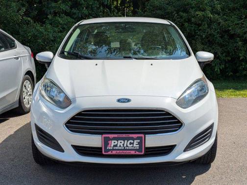 2016 Ford Fiesta SE
