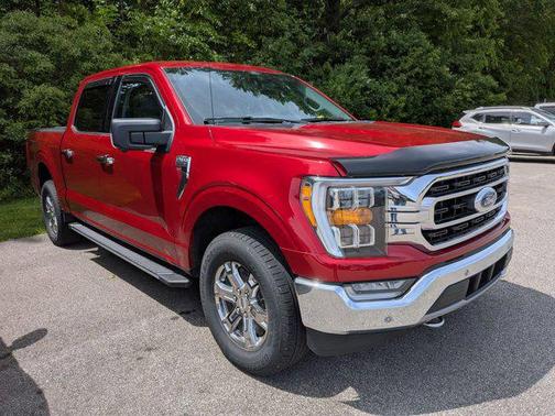 Rapid Red Metallic Tinted Clearcoat 2021 Ford F-150 XLT