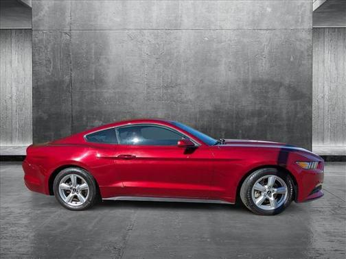 2016 Ford Mustang V6