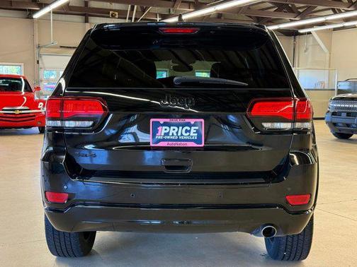 2017 Jeep Grand Cherokee Altitude