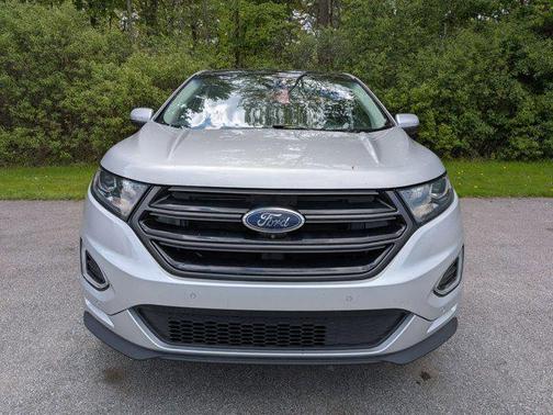 Ruby Red Metallic Tinted Clearcoat 2016 Ford Edge Sport