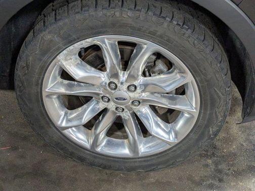 Bronze Fire Metallic Tinted Clearcoat 2015 Ford Explorer XLT