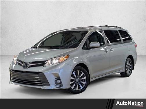 2020 Toyota Sienna XLE Premium