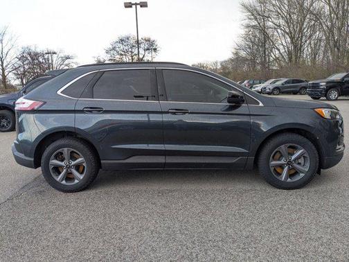 Stone Blue Metallic 2022 Ford Edge SEL