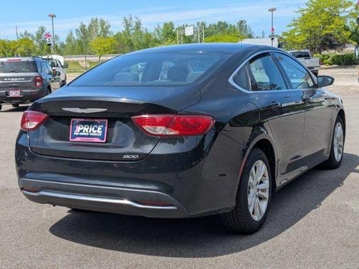 2015 Chrysler 200 Limited
