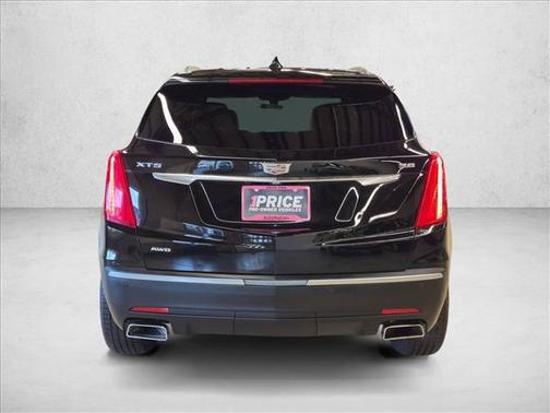 Stellar Black Metallic 2018 Cadillac XT5 Base