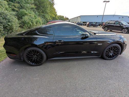 2017 Ford Mustang GT Premium
