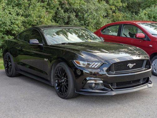 2017 Ford Mustang GT Premium