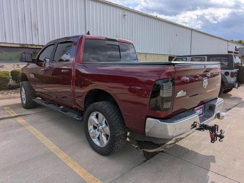 Delmonico Red Pearlcoat 2018 RAM 1500 Big Horn