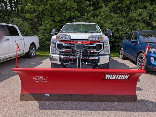 Oxford White 2022 Ford F-350 XL