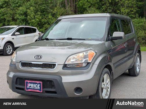 2011 Kia Soul +