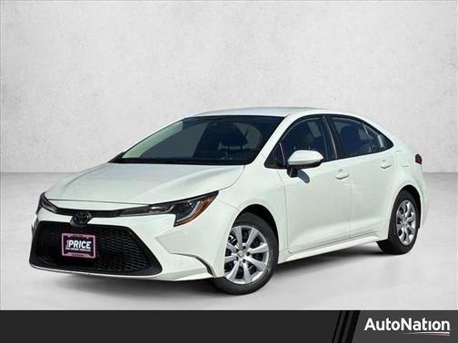 Blizzard Pearl 2020 Toyota Corolla LE
