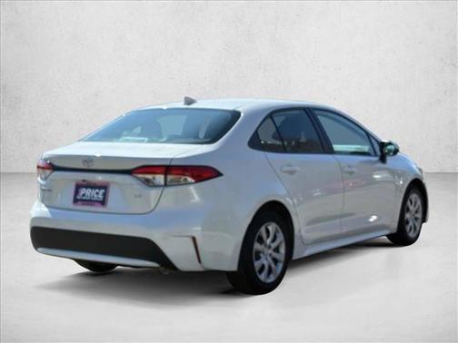 Blizzard Pearl 2020 Toyota Corolla LE