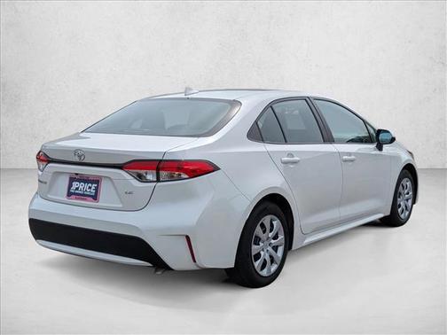 Blizzard Pearl 2020 Toyota Corolla LE