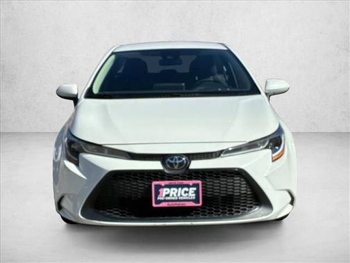Blizzard Pearl 2020 Toyota Corolla LE