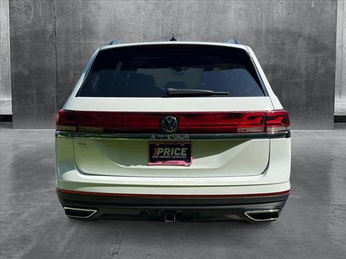 2024 Volkswagen Atlas 2.0T SE w/Technology