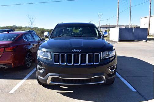 Photo 2 of 8 of 2014 Jeep Grand Cherokee Limited