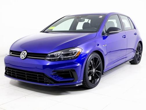 2019 Volkswagen Golf R 2.0T w/DCC & Navigation