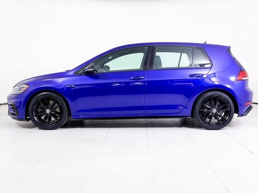 2019 Volkswagen Golf R 2.0T w/DCC & Navigation