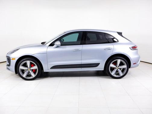Dolomite Silver Metallic 2022 Porsche Macan S