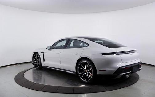 2025 Porsche Taycan 4S