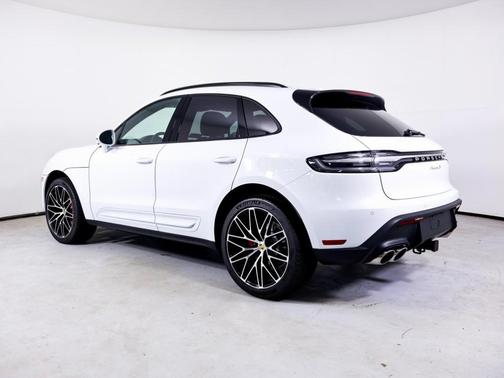 2025 Porsche Macan S