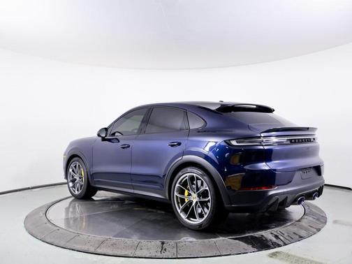 2024 Porsche Cayenne Turbo GT
