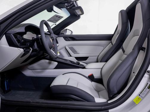 2026 Porsche 911 Targa 4 GTS