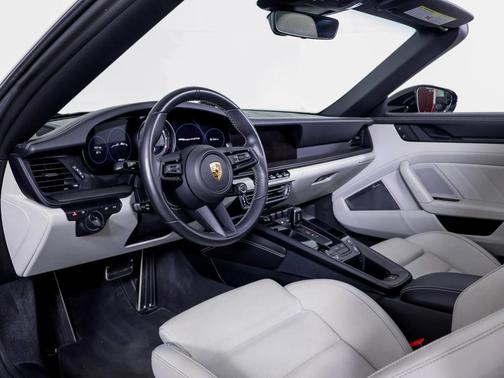 2022 Porsche 911 Targa 4 GTS