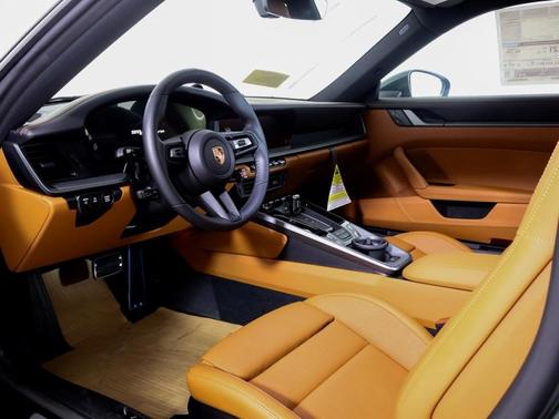 2026 Porsche 911 Carrera