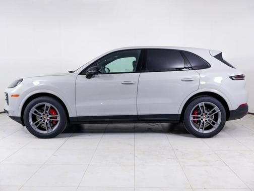 2026 Porsche Cayenne S