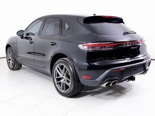 2023 Porsche Macan S