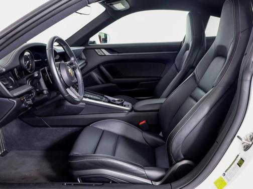 2020 Porsche 911 Carrera S