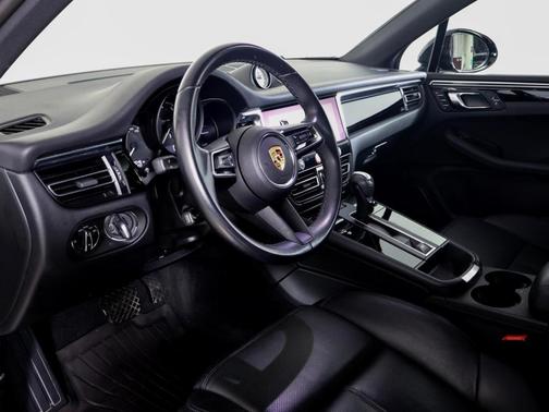 2024 Porsche Macan