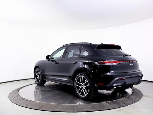 2024 Porsche Macan