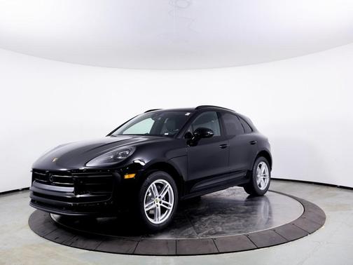 2025 Porsche Macan 