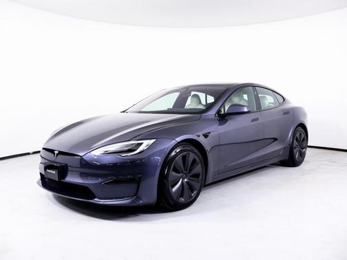 2022 Tesla Model S Base