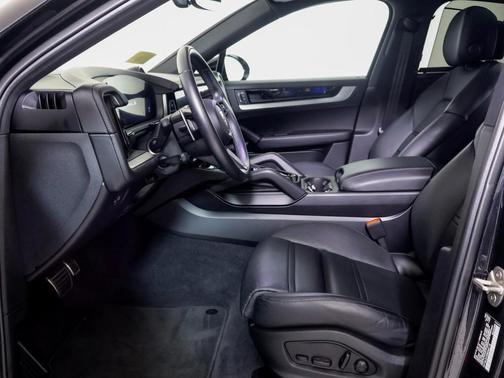 2024 Porsche Cayenne S Coupe AWD