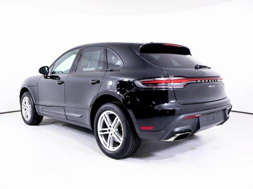 2024 Porsche Macan 