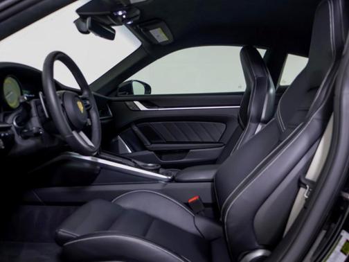 2025 Porsche 911 Turbo S