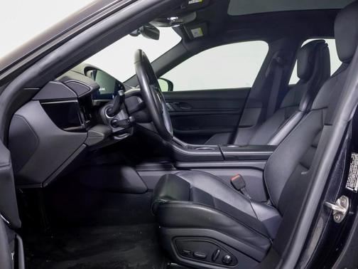 2024 Porsche Taycan 4