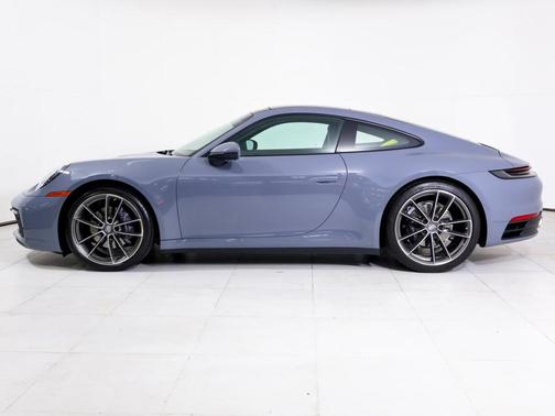 2024 Porsche 911 Carrera