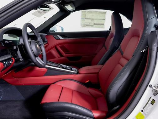 2026 Porsche 911 Carrera